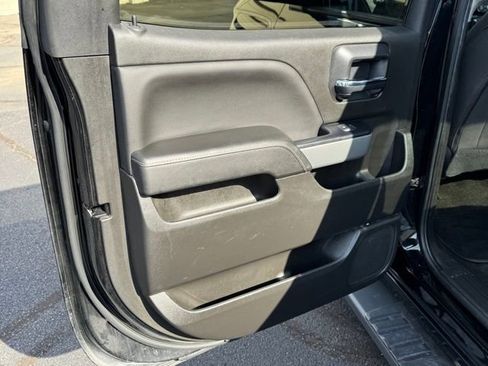 Used 2018 Chevrolet Silverado 1500 LT w/ All Star Edition image 13