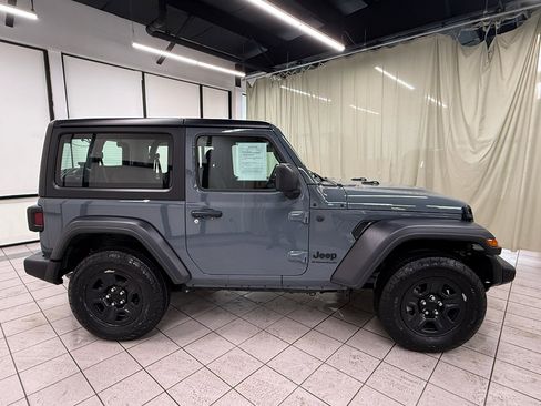 Used 2024 Jeep Wrangler Sport image 3