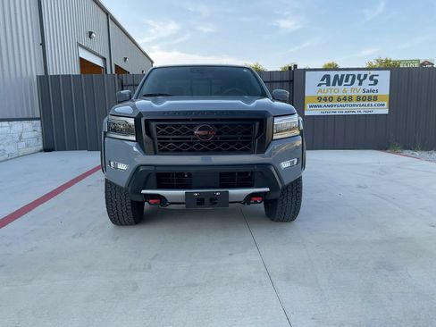 Used 2024 Nissan Frontier PRO-4X w/ Pro Convenience Package AWD/4WD image 3