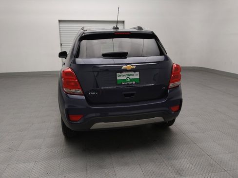 Used 2019 Chevrolet Trax LT w/ LT Convenience Package image 6
