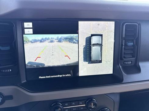 Used 2022 Ford Bronco Wildtrak image 22