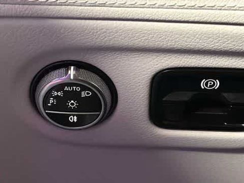 Certified 2023 Mercedes-Benz EQE 350+ 4MATIC SUV image 17