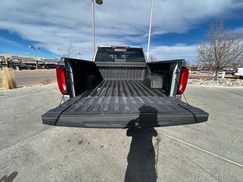 Used 2023 GMC Sierra 1500 SLT w/ SLT Premium Plus Package image 27