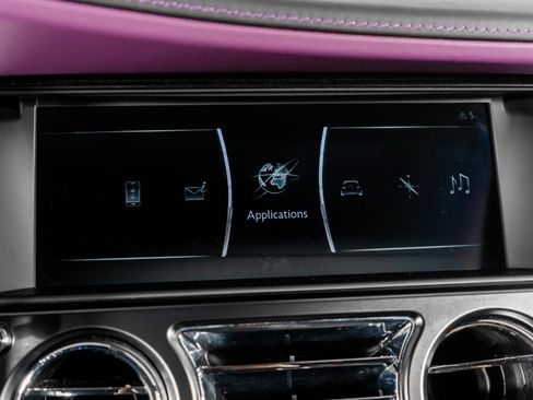 Used 2020 Rolls-Royce Wraith RWD image 44