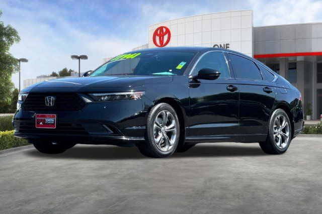 Used 2024 Honda Accord EX-L image 9