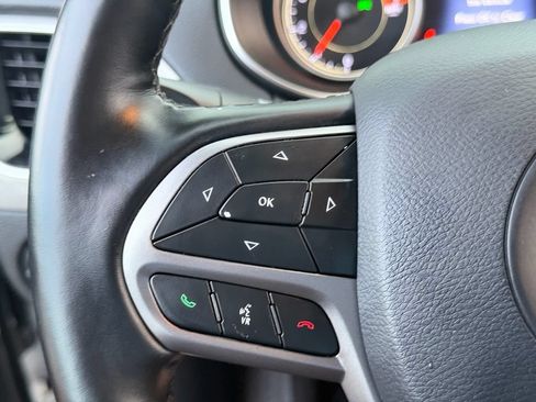 Used 2020 Jeep Cherokee Limited AWD/4WD image 24