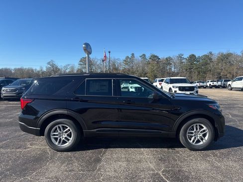 New 2026 Ford Explorer Active w/ Active Comfort Package RWD image 24