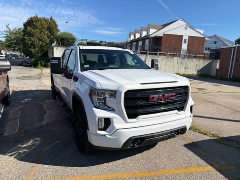 Used 2020 GMC Sierra 1500 Elevation AWD/4WD image 2