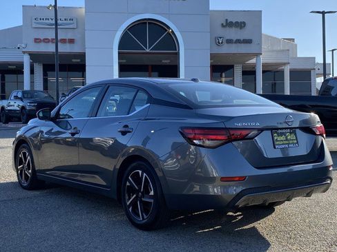 Used 2024 Nissan Sentra SV image 4