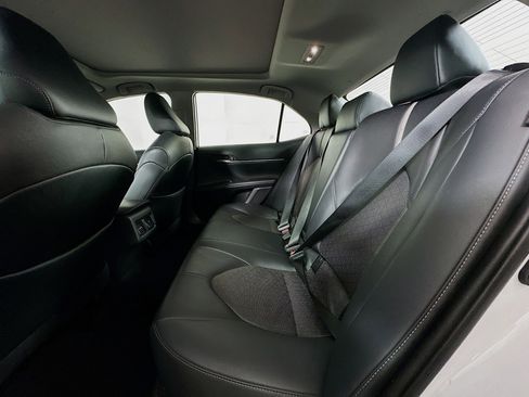 Used 2020 Toyota Camry XSE image 27