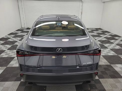 Used 2024 Lexus IS 300 w/ Comfort Package RWD image 5