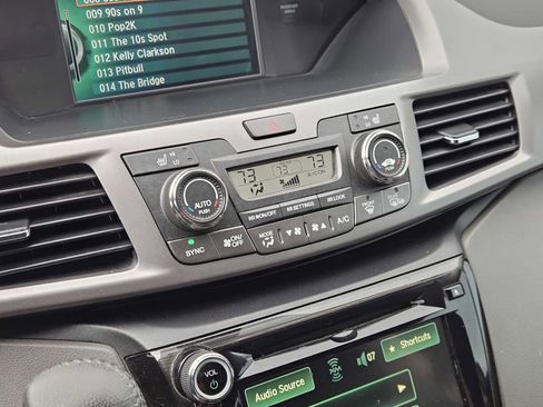 Used 2016 Honda Odyssey Touring image 19