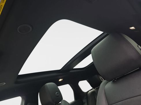 New 2026 Land Rover Range Rover Evoque S AWD/4WD image 31