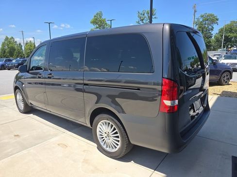Certified 2023 Mercedes-Benz Metris Passenger image 3