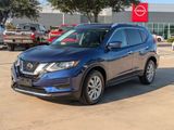 Used 2020 Nissan Rogue SV image 3