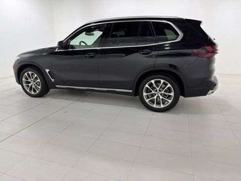 Used 2026 BMW X5 xDrive40i w/ Climate Comfort Package AWD/4WD image 2