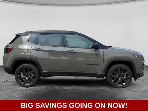 New 2026 Jeep Compass Limited w/ Sun, Sound & Navigation Group AWD/4WD image 10