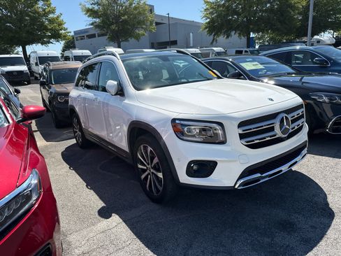 Certified 2023 Mercedes-Benz GLB 250 image 4