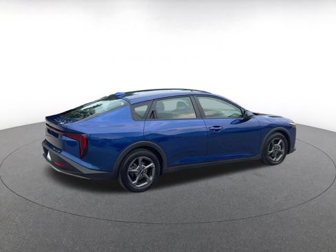 Used 2025 Kia K4 FWD image 11