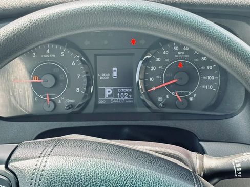 Used 2016 Toyota Sienna L FWD image 15