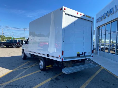 Used 2023 Ford E-350 and Econoline 350 Super Duty w/ Power Windows & Locks Group RWD image 3