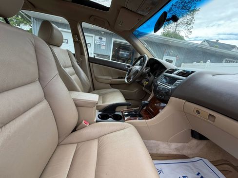 Used 2007 Honda Accord EX-L image 19