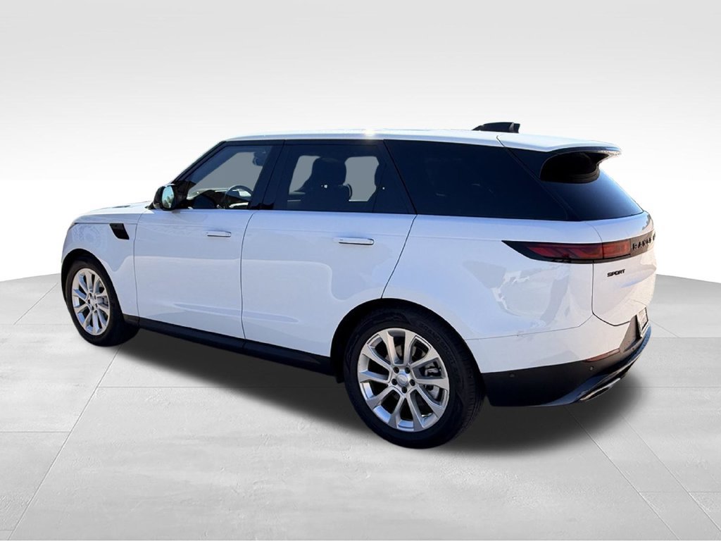 Used 2025 Land Rover Range Rover Sport SE AWD/4WD image 9