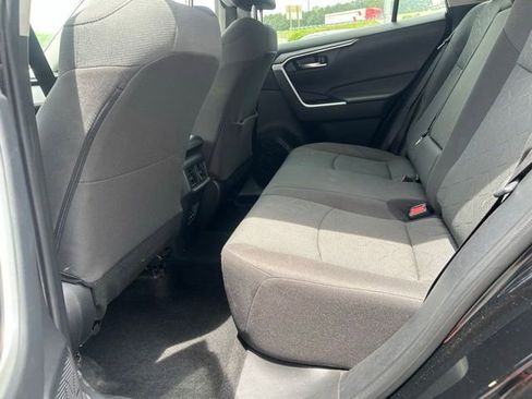 Used 2024 Toyota RAV4 XLE FWD image 7