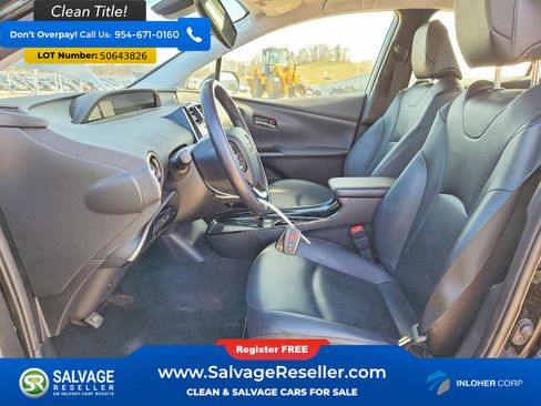 Used 2019 Toyota Prius XLE w/ Advanced Technology Package AWD/4WD image 9