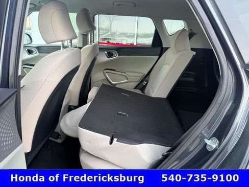Used 2021 Kia Soul LX image 22