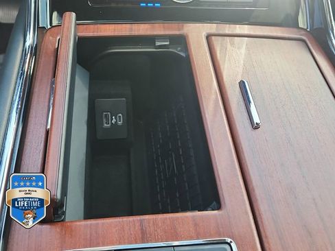 Used 2022 Lincoln Navigator L Reserve AWD/4WD image 32