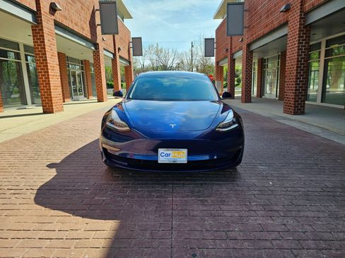 Used 2020 Tesla Model 3 RWD image 4
