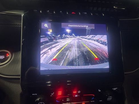 New 2025 Jeep Grand Cherokee L Altitude image 25