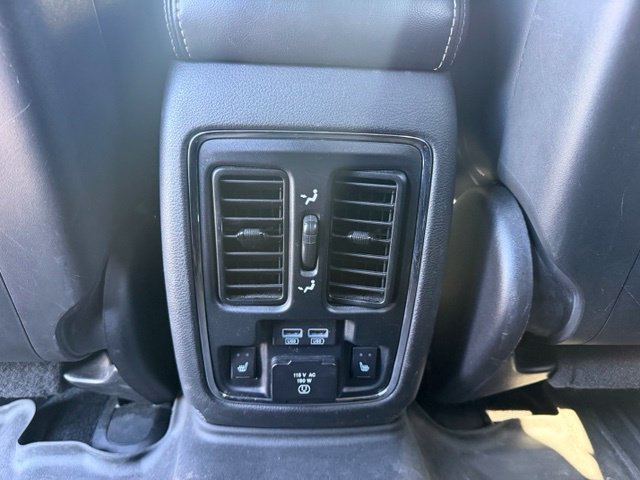 Used 2015 Jeep Grand Cherokee Limited w/ Trailer Tow Group IV AWD/4WD image 17