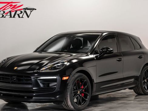 Used 2023 Porsche Macan GTS w/ GTS Sport Package image 1