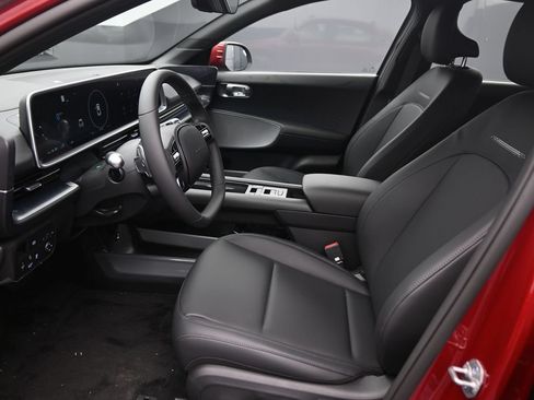Used 2025 Hyundai Ioniq 6 SEL AWD/4WD image 11