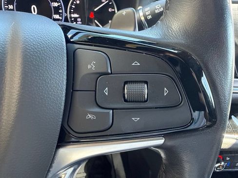 Certified 2023 Buick Enclave Avenir w/ Trailering Package, 5000 lbs. FWD image 31