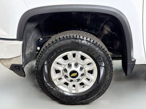 Used 2025 Chevrolet Silverado 2500 LT w/ Convenience Package AWD/4WD image 30