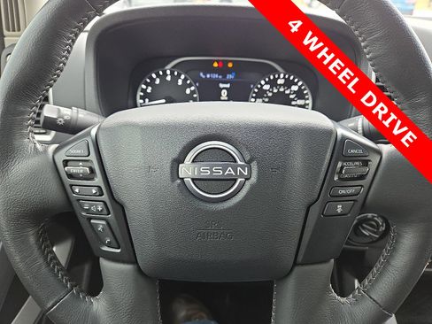 Used 2024 Nissan Frontier SL w/ Technology Package image 24