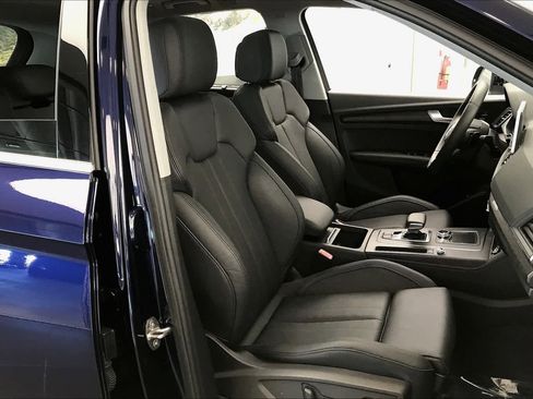 Used 2019 Audi Q5 2.0T Premium Plus w/ Premium Plus Package AWD/4WD image 6