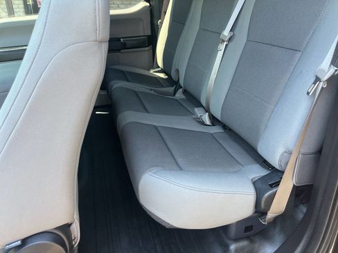 Used 2015 Ford F150 XL w/ Equipment Group 101A Mid AWD/4WD image 29