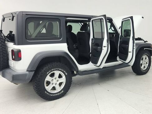 Used 2021 Jeep Wrangler Unlimited Sport AWD/4WD image 12