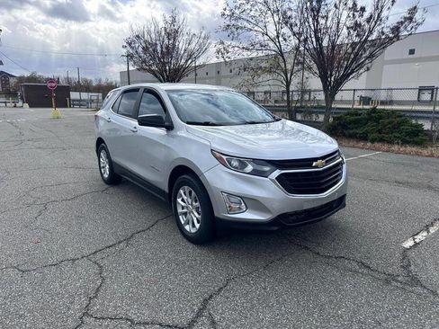 Used 2021 Chevrolet Equinox LT w/ LPO, Cargo Package image 12
