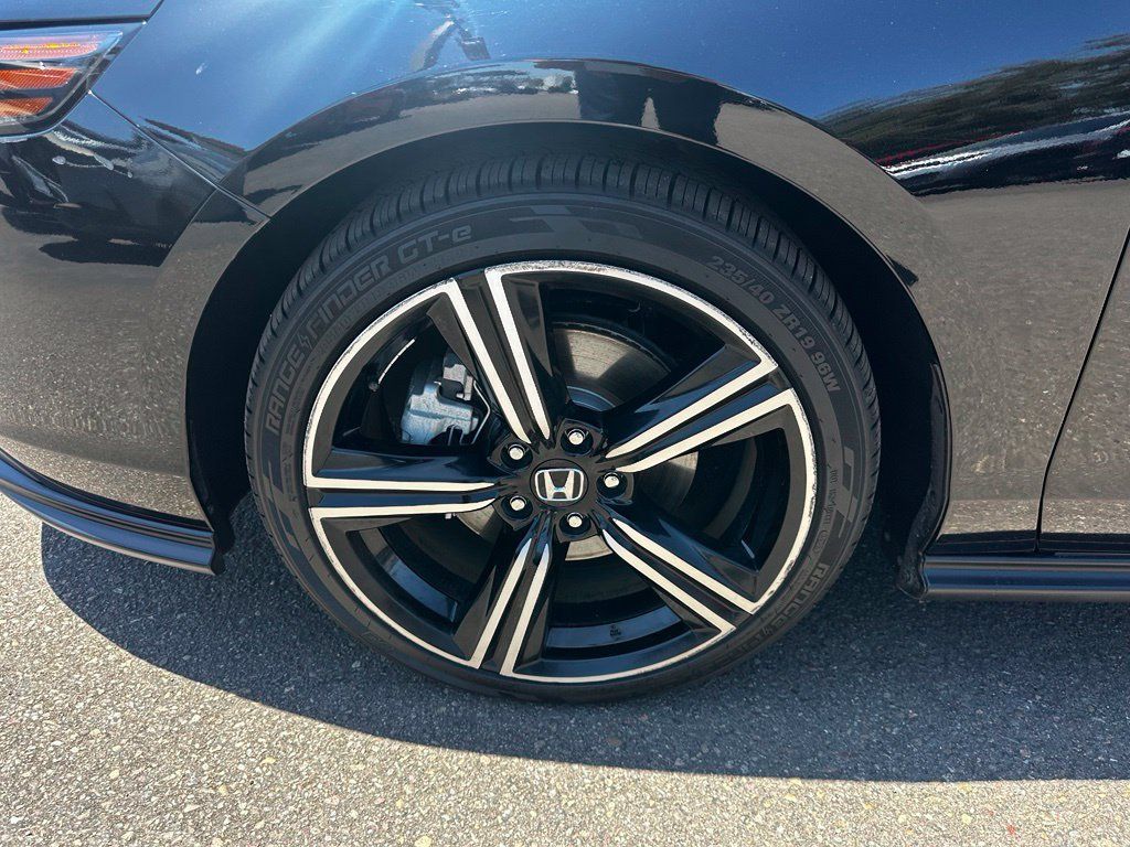 Used 2024 Honda Accord Sport image 10