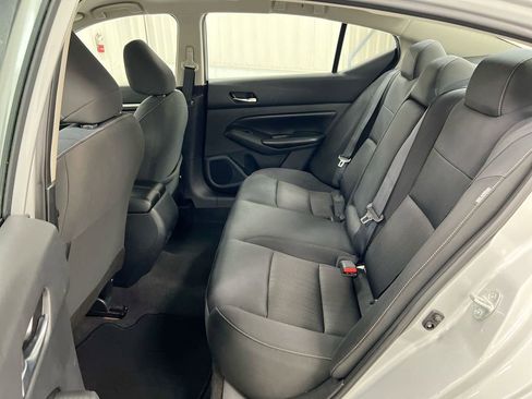 Used 2022 Nissan Altima 2.5 SV FWD image 22