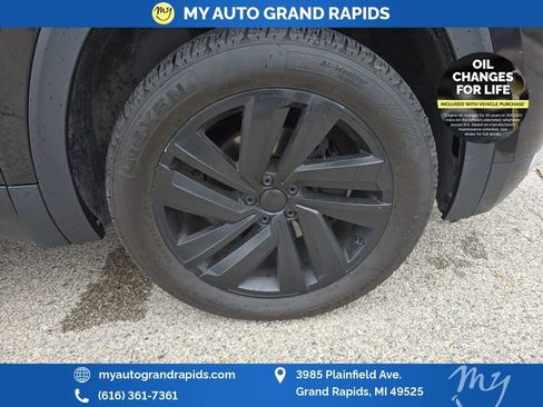 Used 2021 Volkswagen Atlas SEL w/ MDO Package (Bench Seat) AWD/4WD image 31