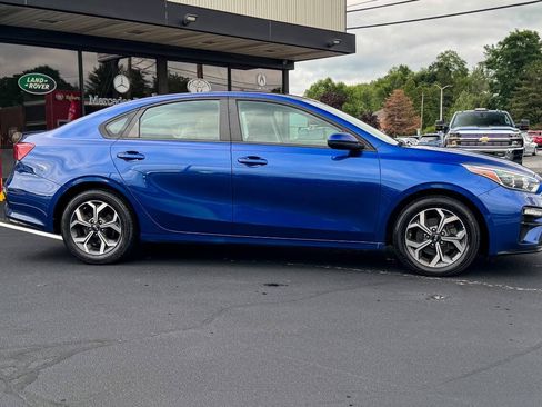 Used 2020 Kia Forte LXS FWD image 3
