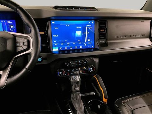 Certified 2021 Ford Bronco Badlands AWD/4WD image 6