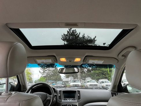 Used 2013 INFINITI G37 x Sedan w/ Premium Pkg AWD/4WD image 11