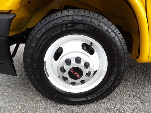 Used 2021 GMC Savana 3500 Extended w/ Power Convenience Package image 44